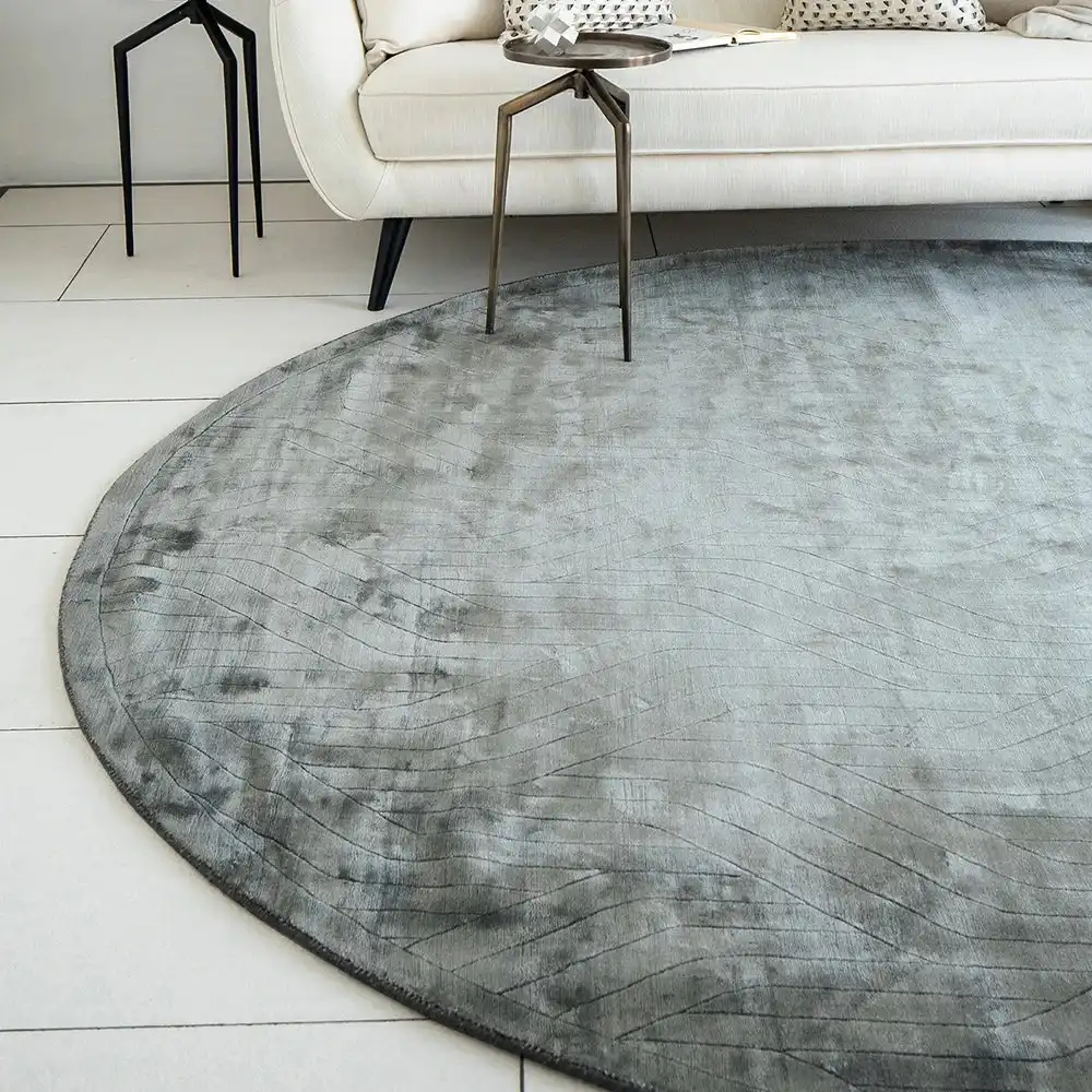 Madox Moss Round